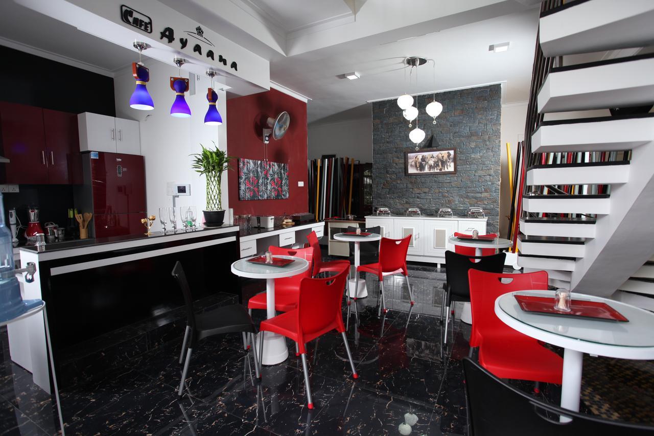 קנדי Ayaana Boutique Hotel מראה חיצוני תמונה