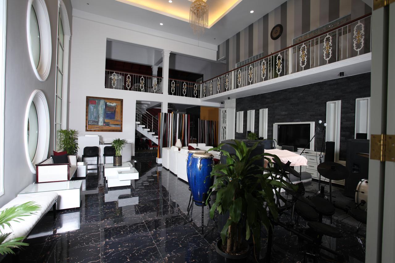 קנדי Ayaana Boutique Hotel מראה חיצוני תמונה