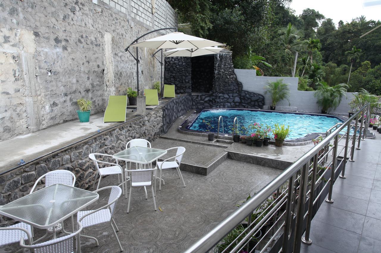 קנדי Ayaana Boutique Hotel מראה חיצוני תמונה