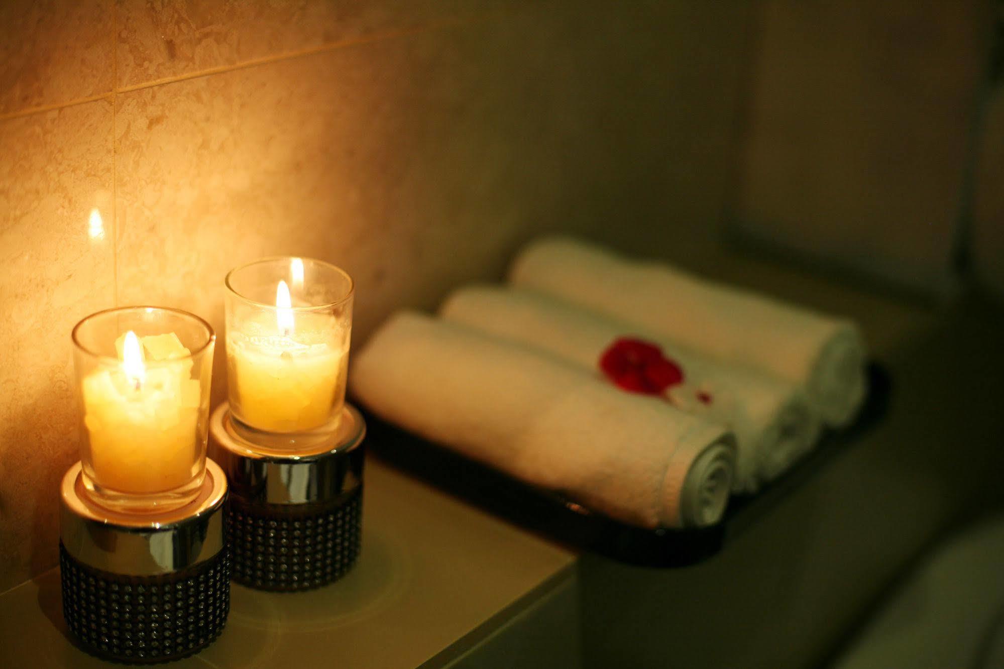 קנדי Ayaana Boutique Hotel מראה חיצוני תמונה