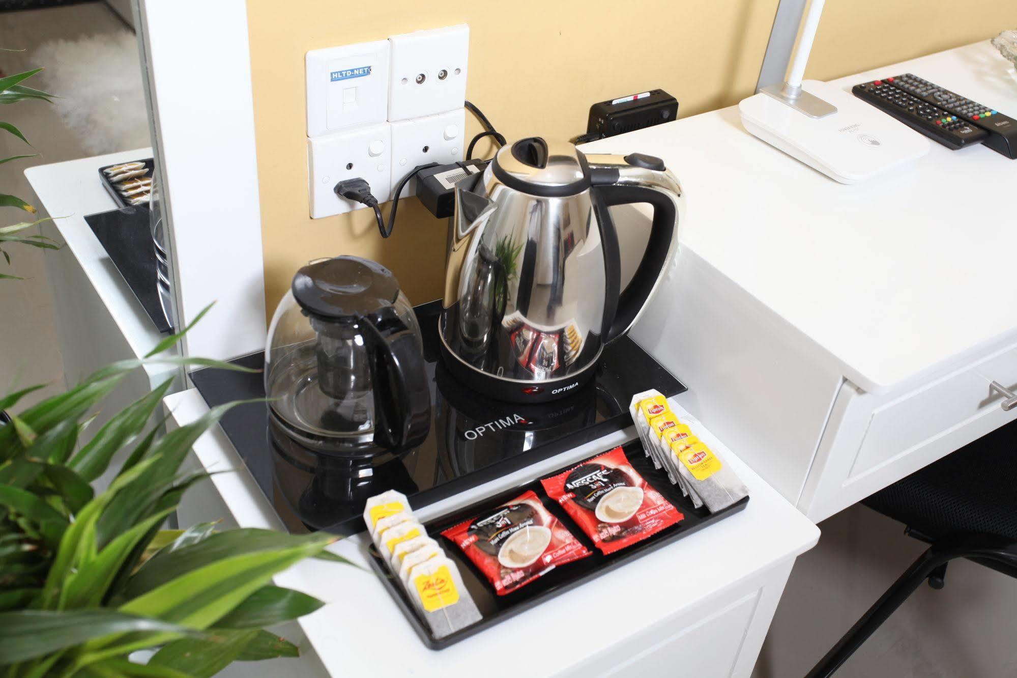 קנדי Ayaana Boutique Hotel מראה חיצוני תמונה