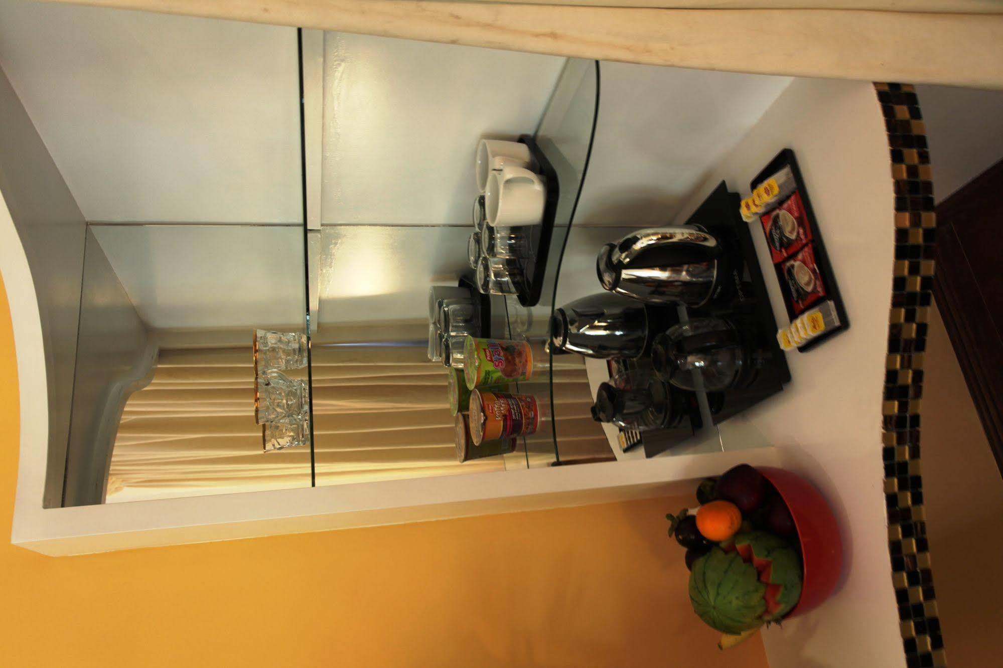 קנדי Ayaana Boutique Hotel מראה חיצוני תמונה