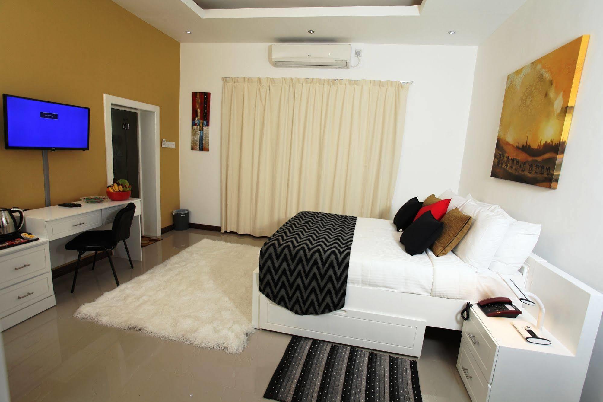 קנדי Ayaana Boutique Hotel מראה חיצוני תמונה